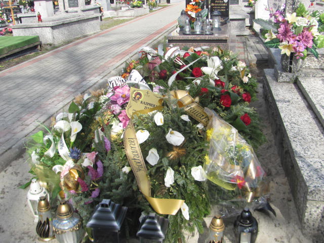 Grób Kazimiera Ziara