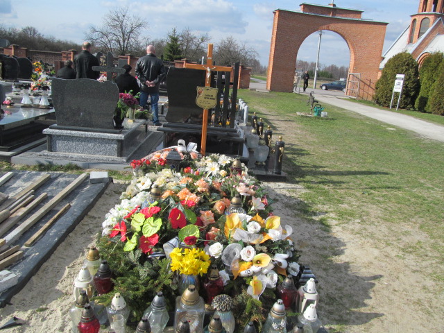 Grób Dariusz Opielowski